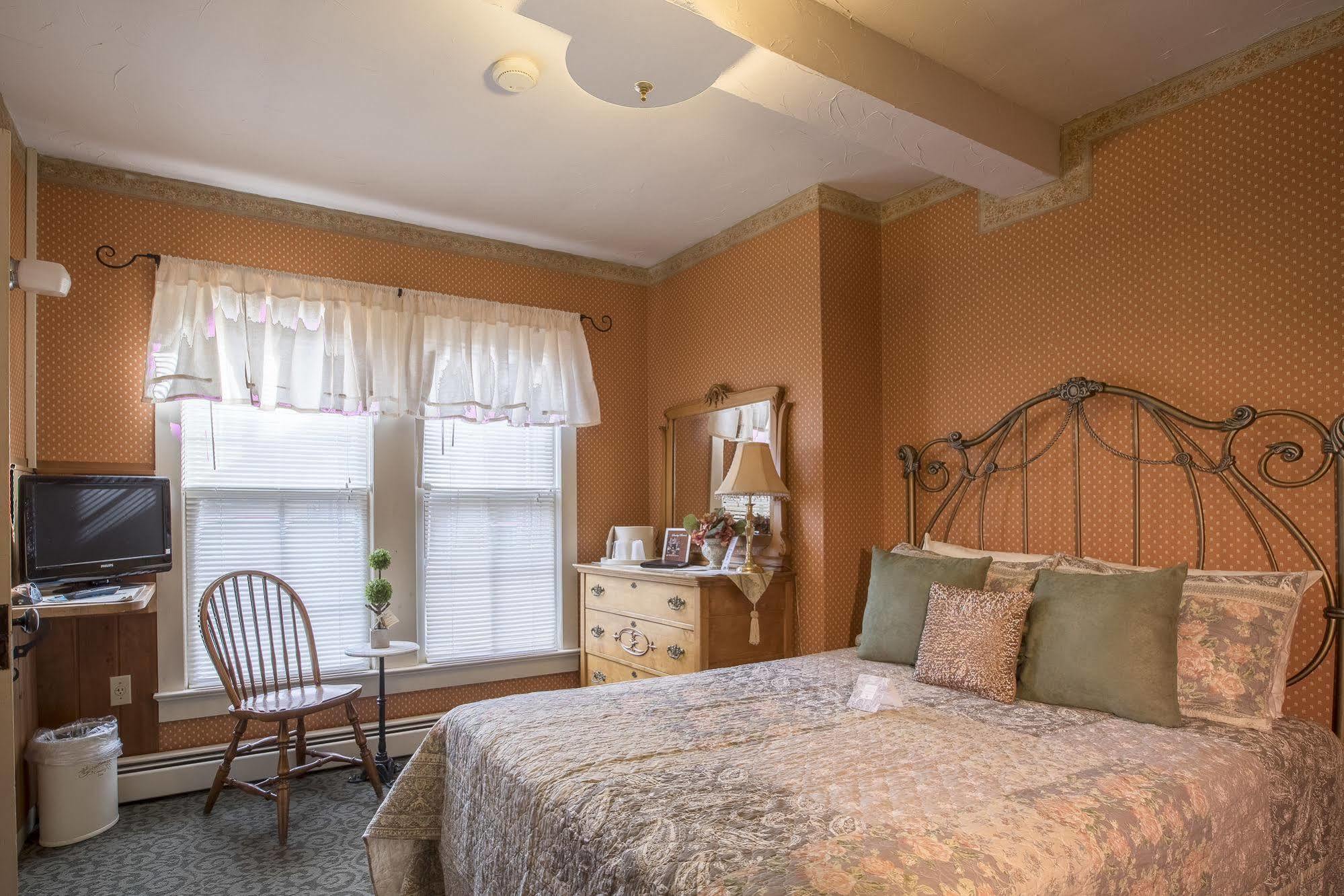 Stroudsmoor Country Inn Stroudsburg Esterno foto