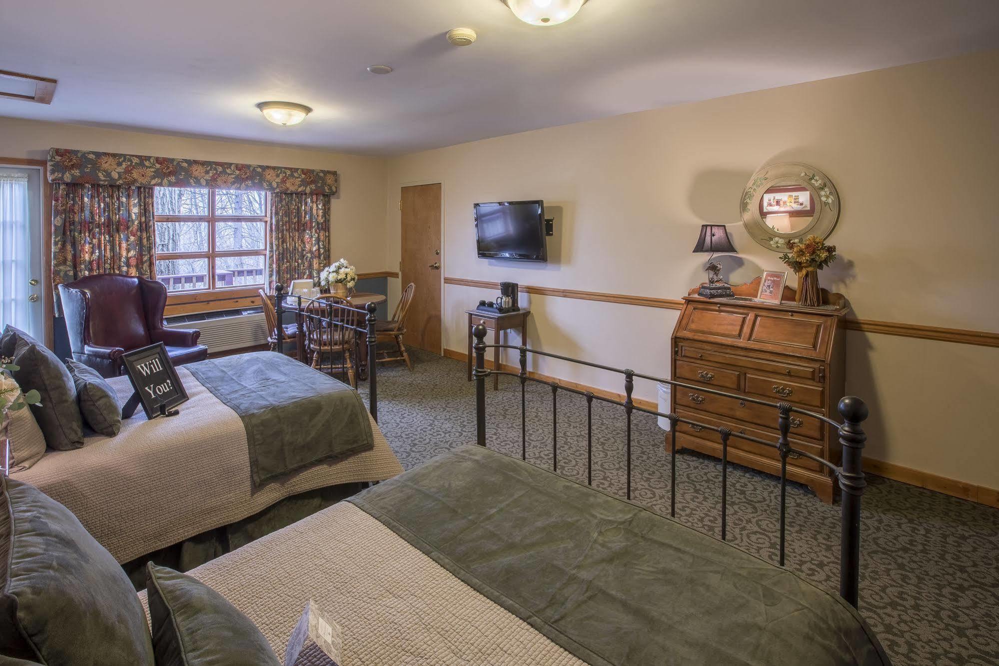 Stroudsmoor Country Inn Stroudsburg Esterno foto