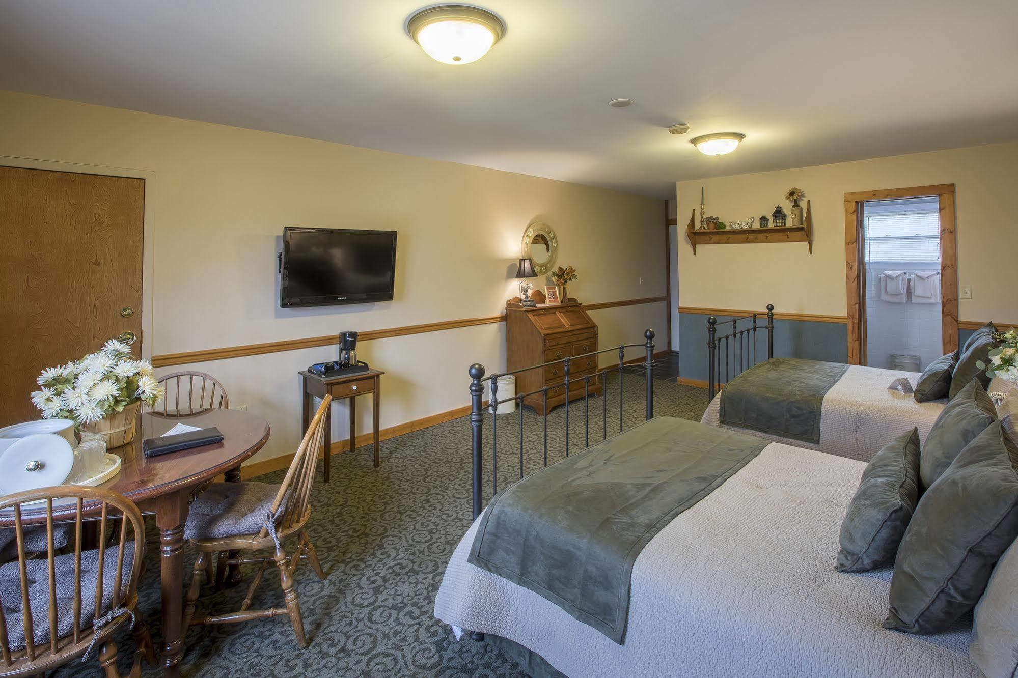 Stroudsmoor Country Inn Stroudsburg Esterno foto